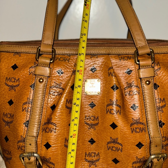 MCM Visetos Cognac Tote Bag . With Crossbody strap - Picture 16 of 16